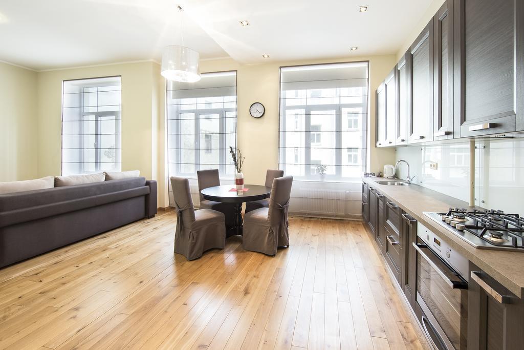Riga Lux Apartments - Ernesta, Free Parking 外观 照片